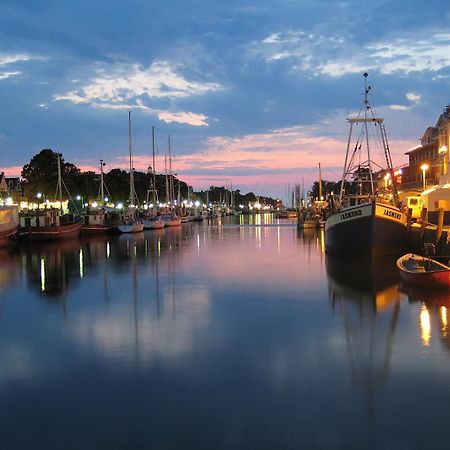 Alexandrine Lägenhet Rostock Exteriör bild